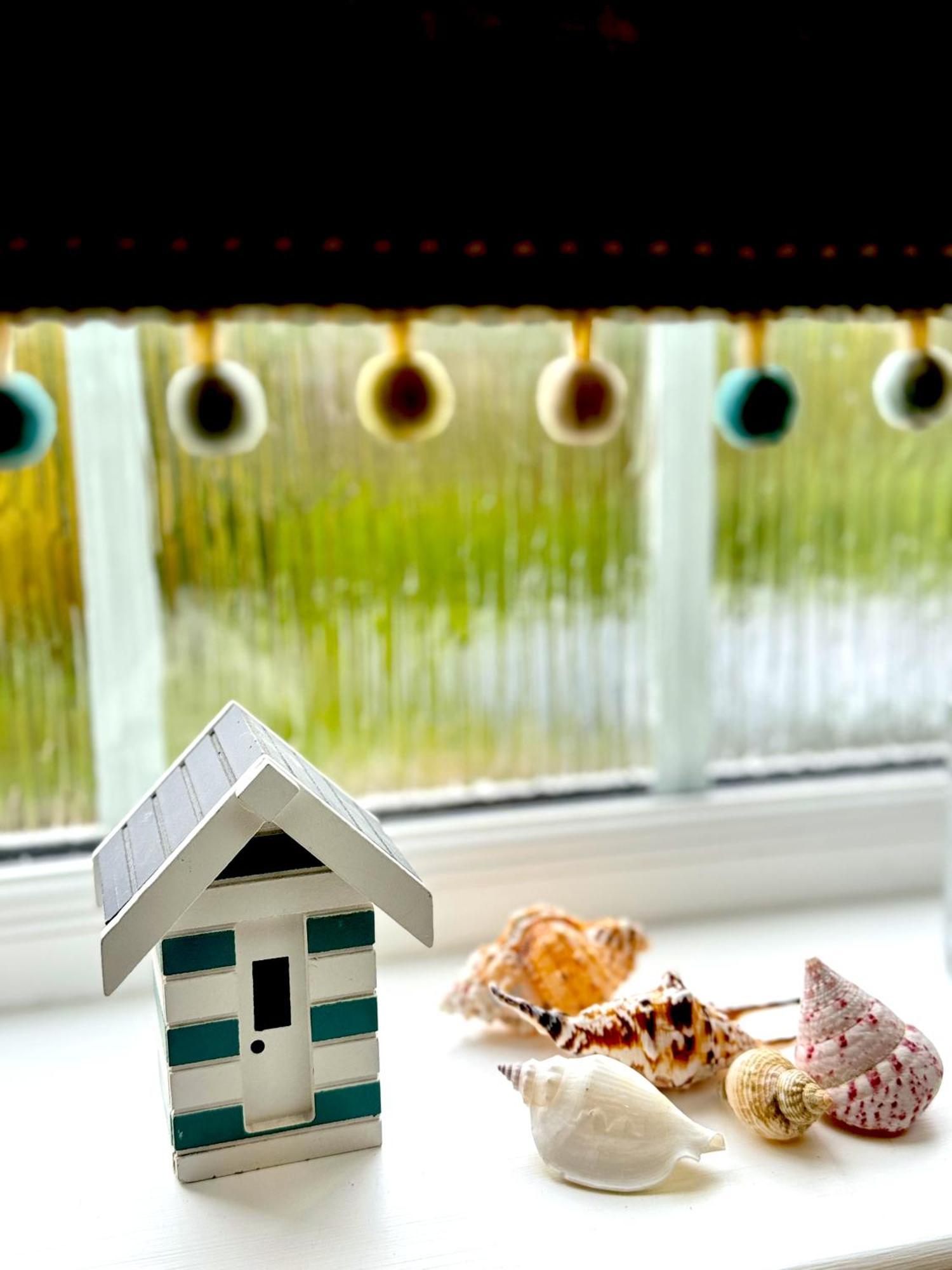 'Bramley Fall Cottage' ' On Site Ev Point - Attached Cottage,3 Separate Bedrooms -1 On Ground Level, Sleeps 6, 2 Bathrooms, Sandy Wittering Beach 8Min Drive, Rural Location, Child Friendly, Small Breed Dog Friendly, Private Parking Chichester Luaran gambar